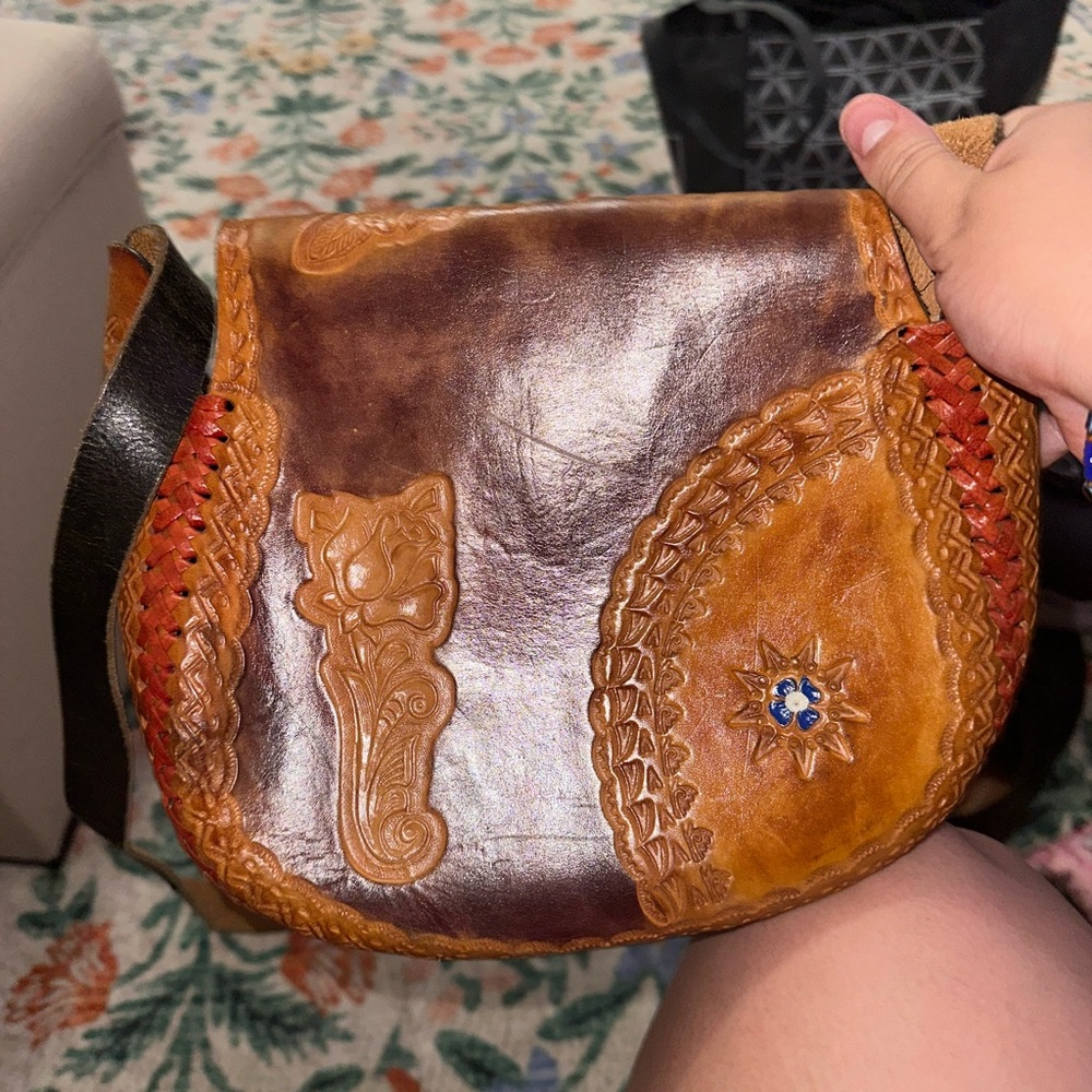 Handcrafted Leather Shoulder Bag